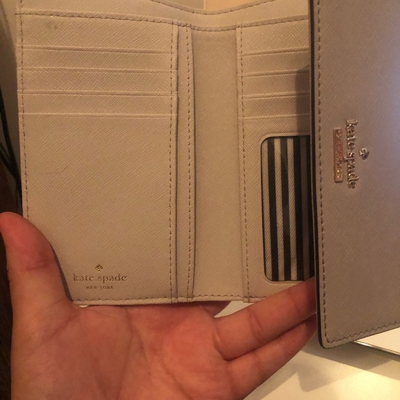 Kate Spade Wallet - Picture 4 of 5